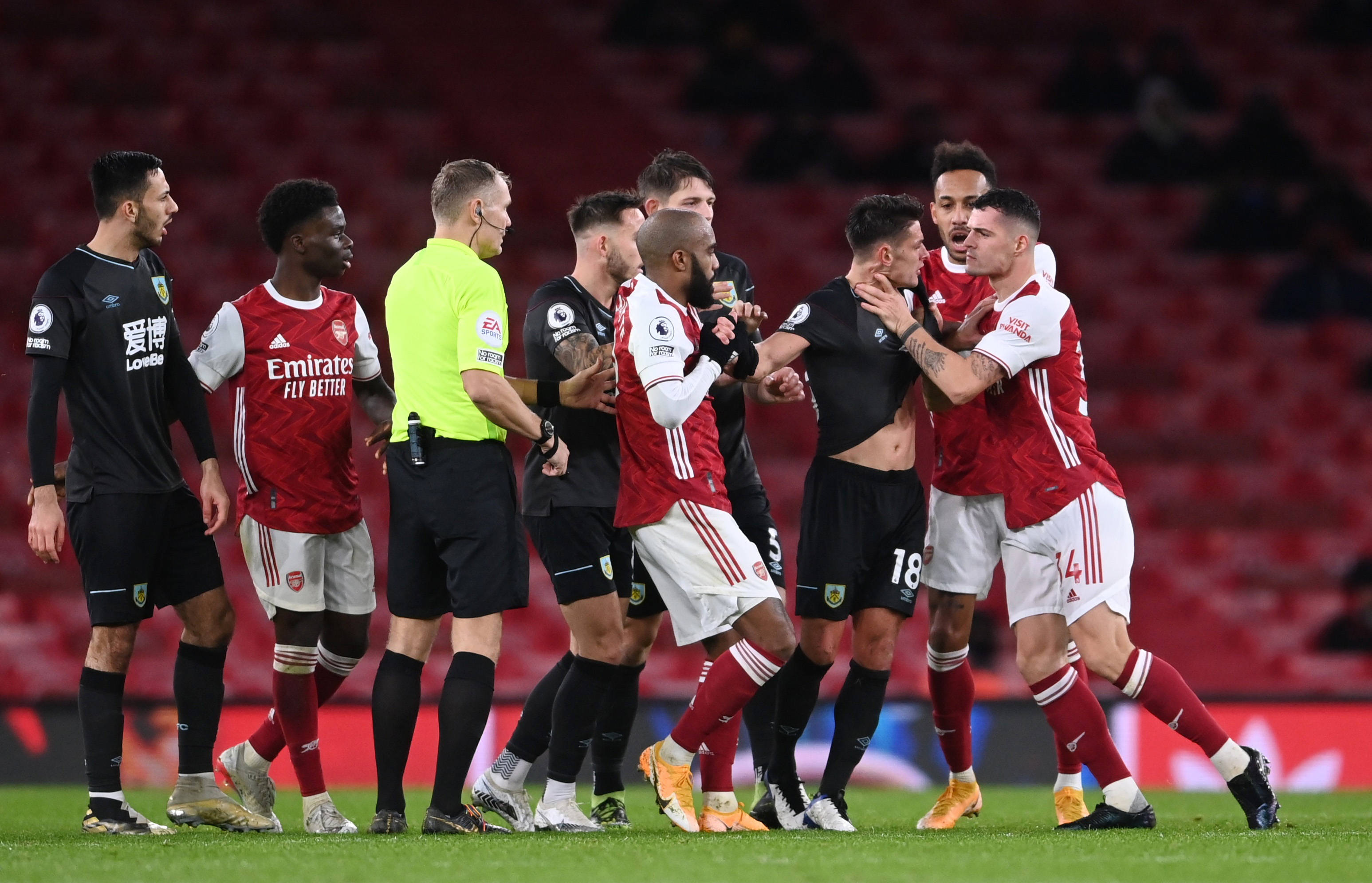 在职业足球 在职业足球